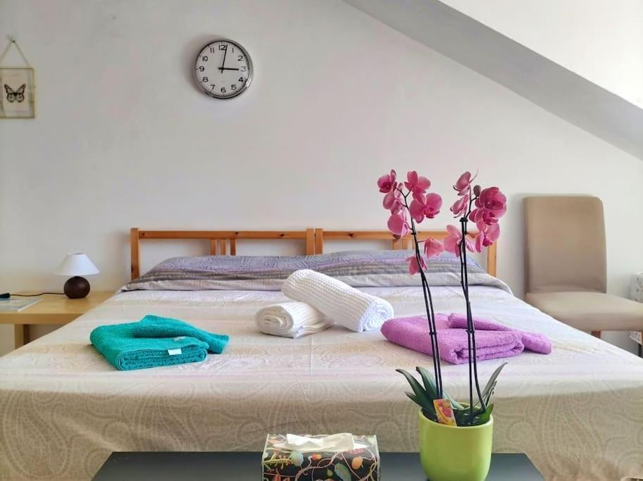Ferienwohnung La Casa Di Marta - Ampia Ed Accogliente Mansarda In Piazza Statuto Turin Exterior foto