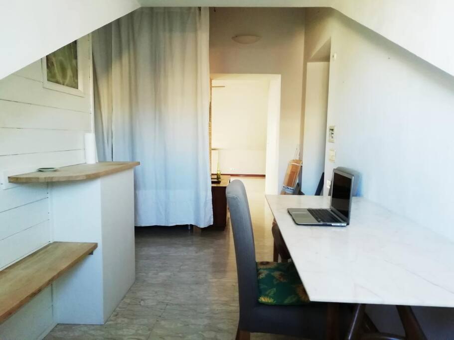 Ferienwohnung La Casa Di Marta - Ampia Ed Accogliente Mansarda In Piazza Statuto Turin Exterior foto