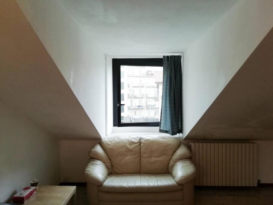 Ferienwohnung La Casa Di Marta - Ampia Ed Accogliente Mansarda In Piazza Statuto Turin Exterior foto